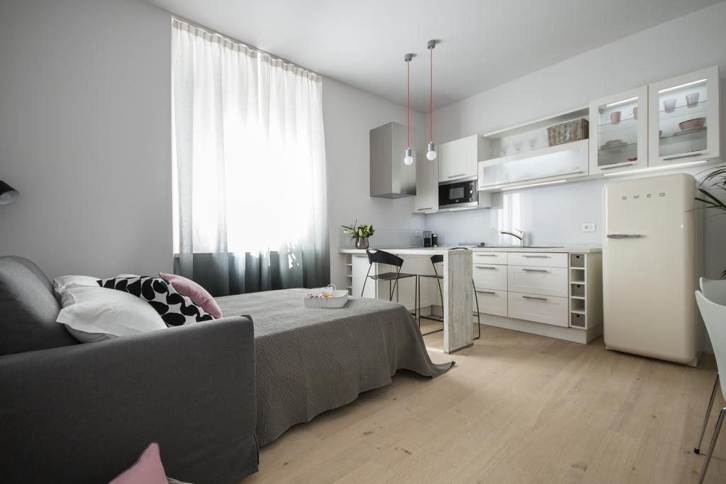 Appartement Cavour 51 à Lecco Extérieur photo